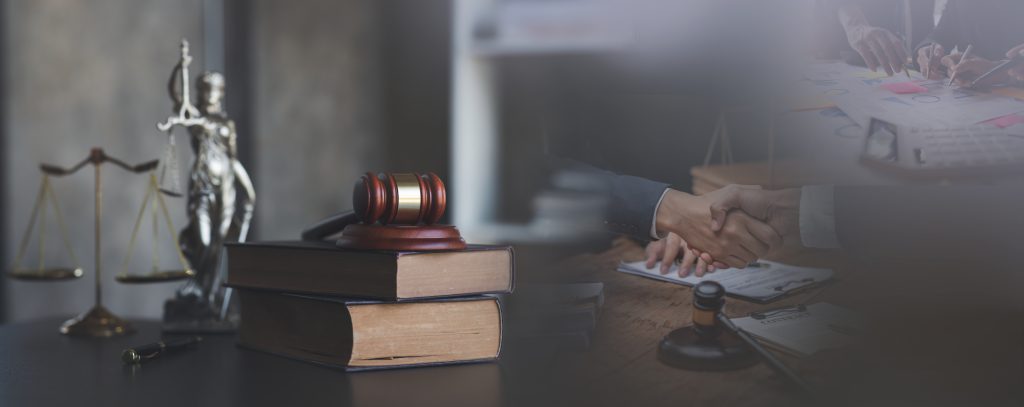 Arabuluculuk 14 business law theme themis statue and judge gavel 2023 11 27 05 23 14 utc 1024x407 1