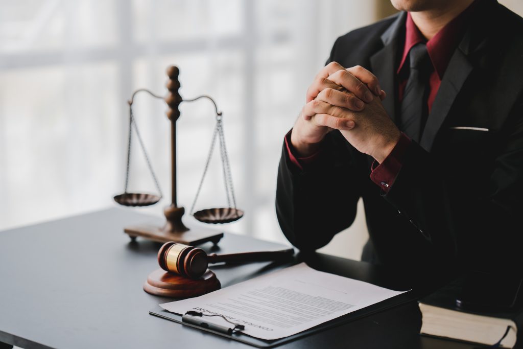 Malpraktis Nedir? 1 concept of justice and law a male judge in the cou 2023 11 27 05 24 17 utc 1024x683 1