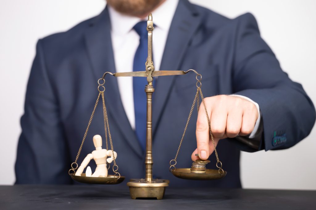 weight scale between people and money business me 2023 11 27 05 26 45 utc 1024x683 1